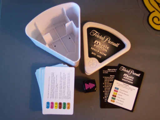Board game, Trivial Pursuit: Music Edition 1990-Now – Bite-size
