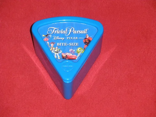Board game, Trivial Pursuit: Disney PIXAR Edition – Bite-Size