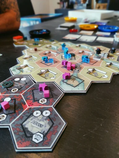 Board game, Devour the Heart!