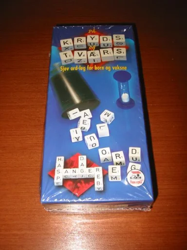 Board game, På Kryds Og Tværs