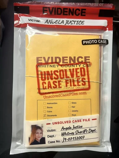 Board game, Unsolved Case Files: Photo Case – Angela Justice